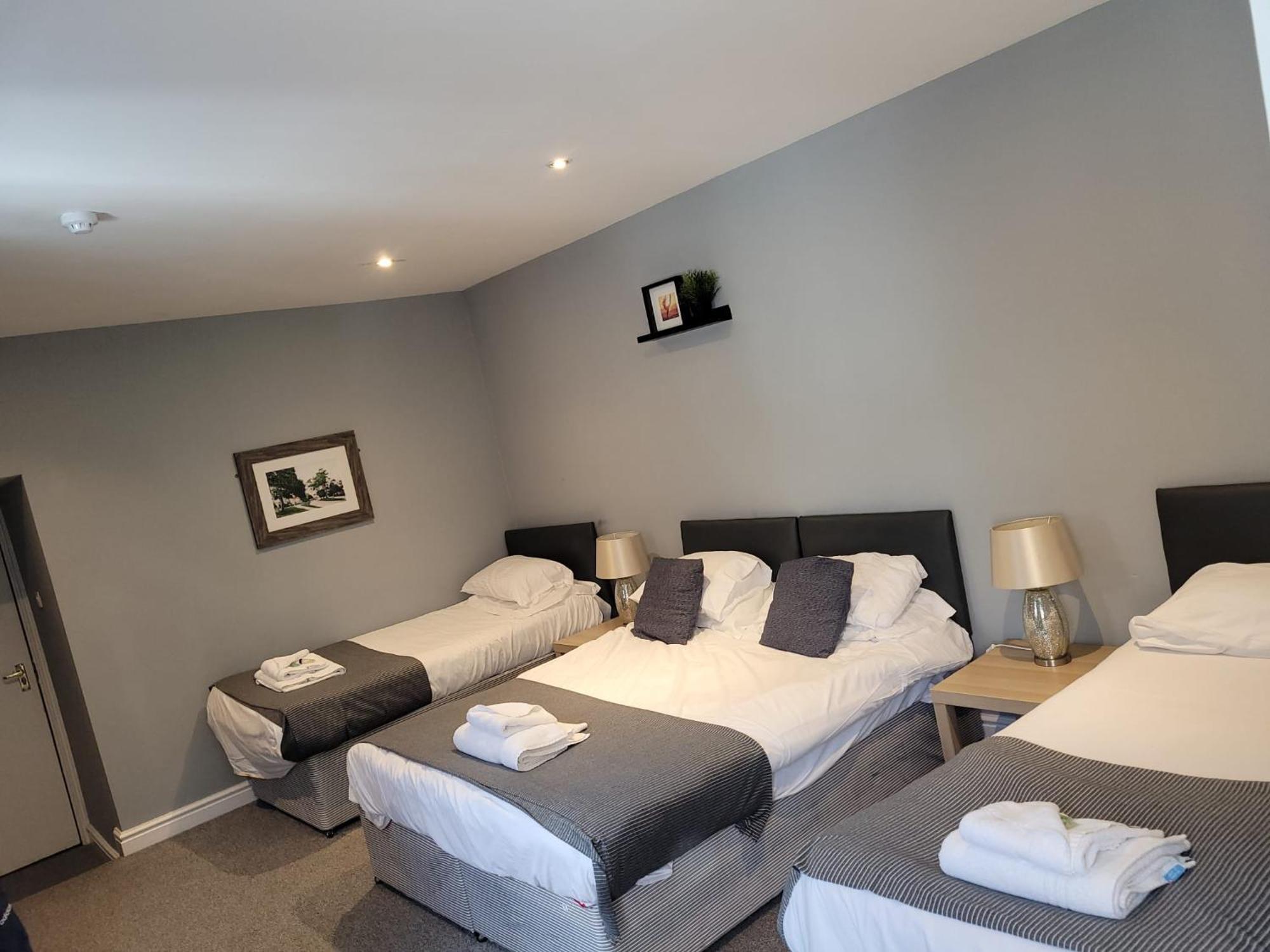 The Grey Horse Hotel Дарлингтън Екстериор снимка